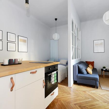 Monochrome Chic Apartments R613 Budapest Esterno foto